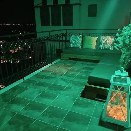 Mesonisi Maisonette Nyaraló *