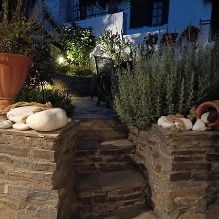 Mesonisi Maisonette Feriehus *