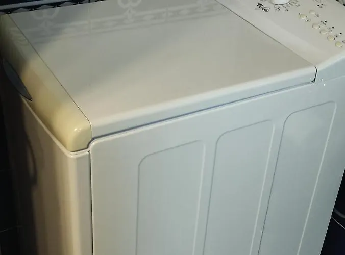 Mesonisi Maisonette أفيسوس