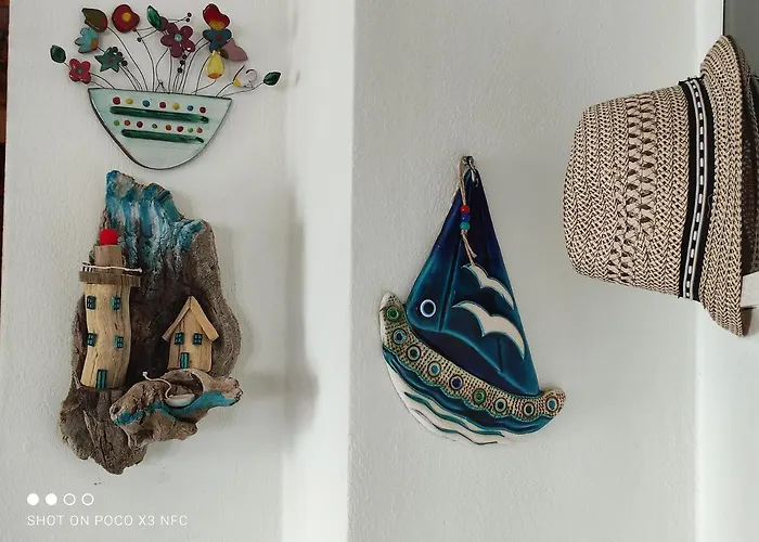 Mesonisi Maisonette * أفيسوس