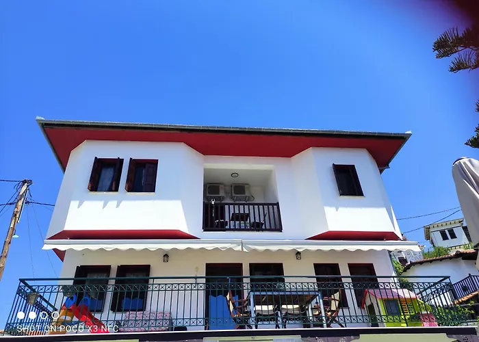 Mesonisi Maisonette * أفيسوس