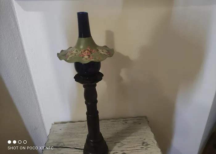 Mesonisi Maisonette * أفيسوس