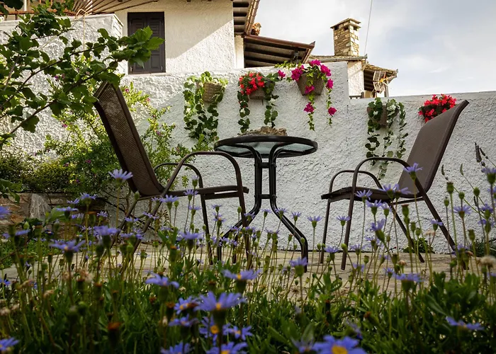 Mesonisi Maisonette بيت للعطل *