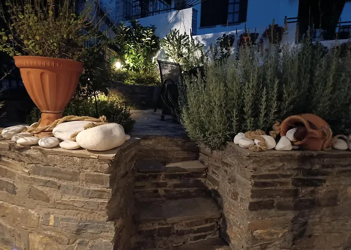 Mesonisi Maisonette بيت للعطل *