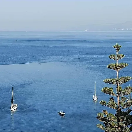 Дом отдыха Mesonisi Maisonette