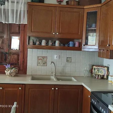 Mesonisi Maisonette *