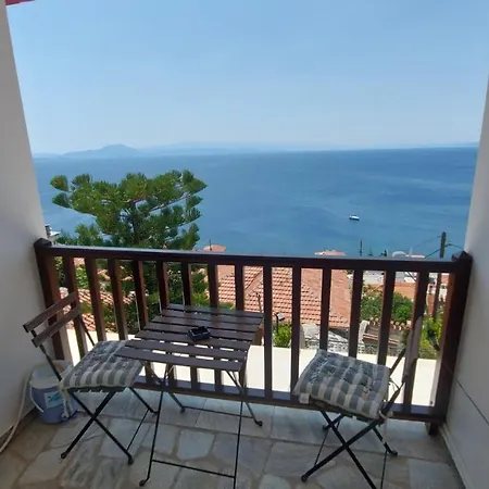 Mesonisi Maisonette Feriehus