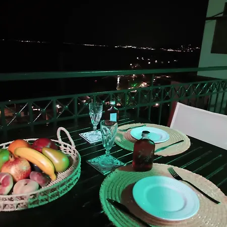 Mesonisi Maisonette Афиссос